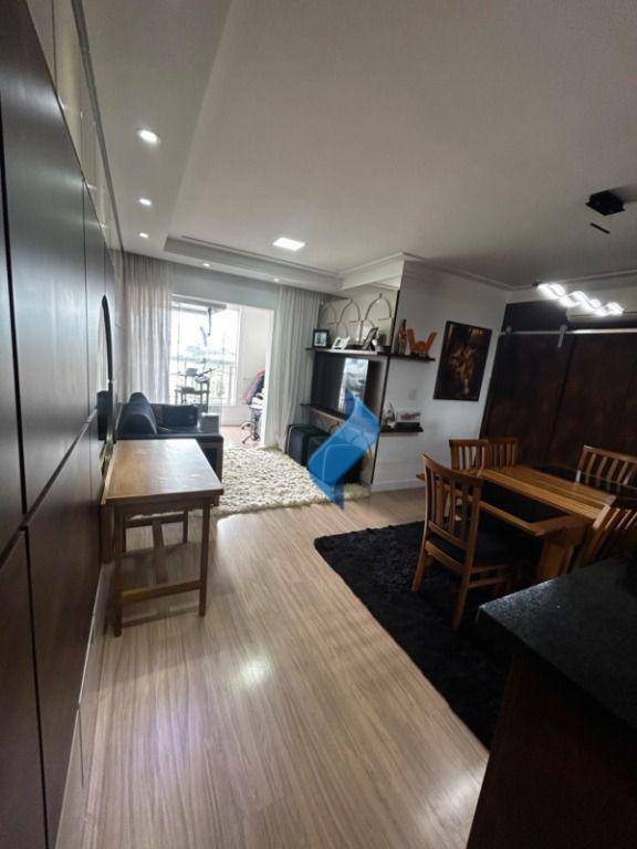 Apartamento à venda com 2 quartos, 73m² - Foto 10