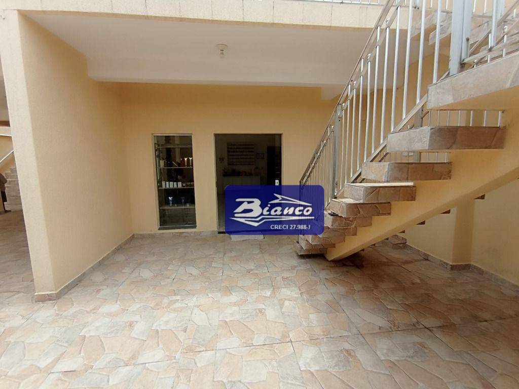 Casa à venda com 3 quartos, 236m² - Foto 3