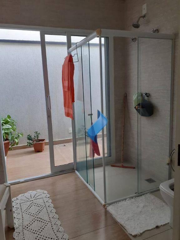 Casa de Condomínio à venda com 3 quartos, 250m² - Foto 24