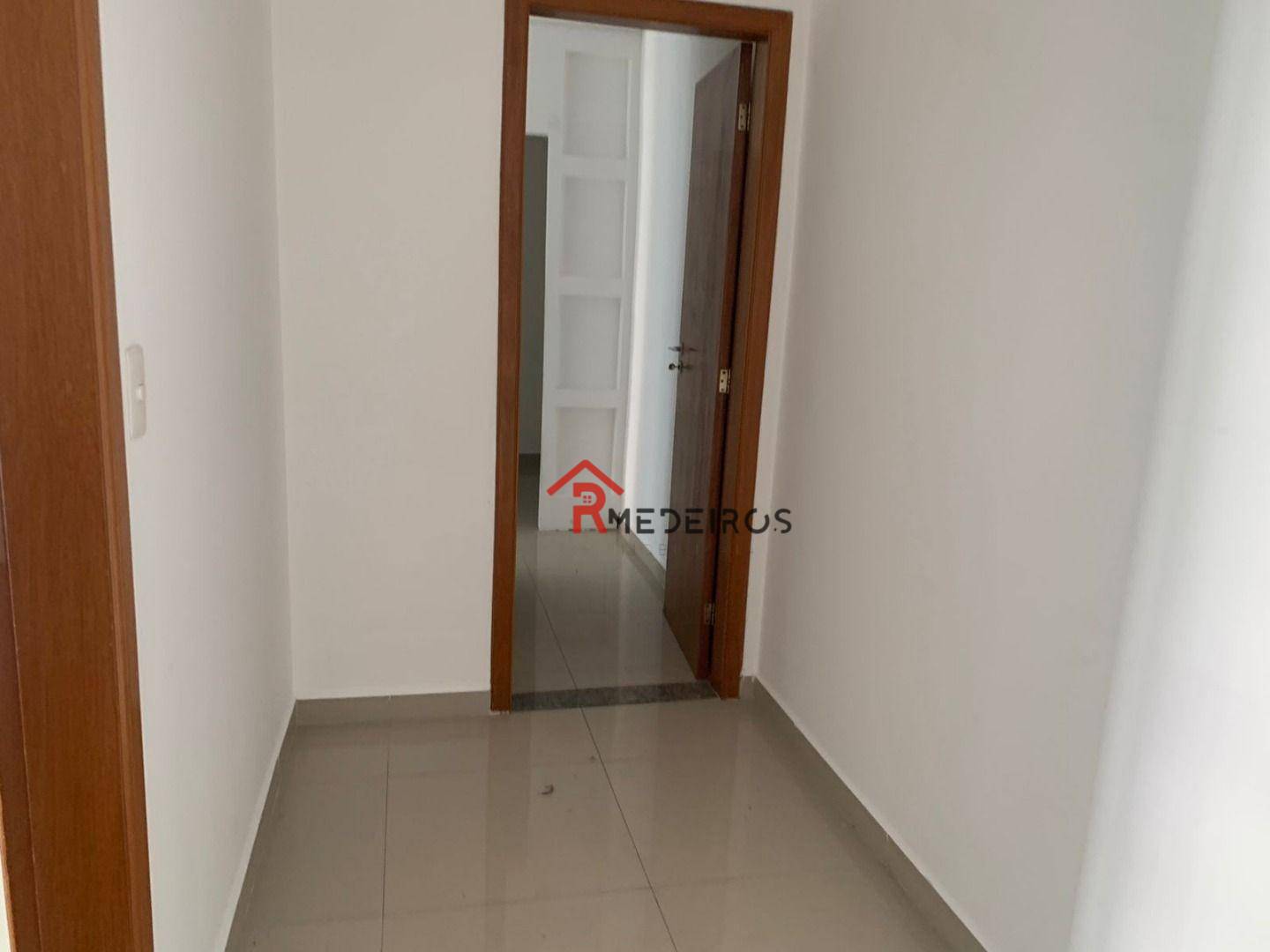 Apartamento para alugar com 2 quartos, 95m² - Foto 14