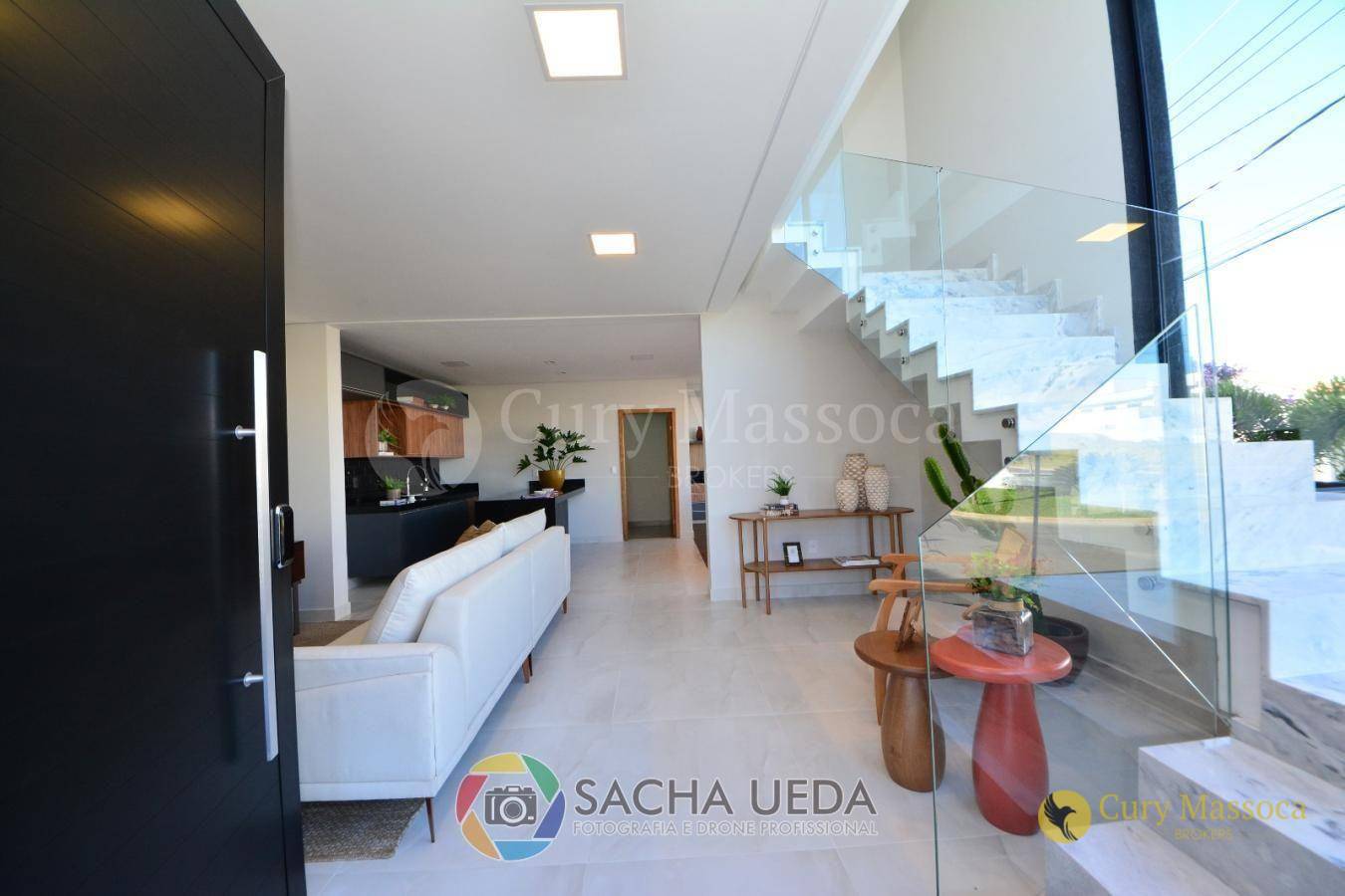 Casa de Condomínio à venda com 3 quartos, 137m² - Foto 2