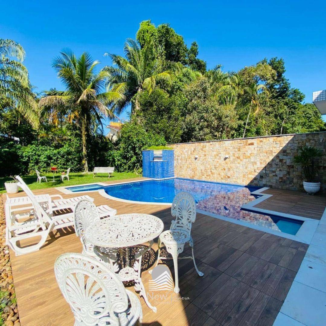 Casa de Condomínio para alugar com 5 quartos, 340m² - Foto 23