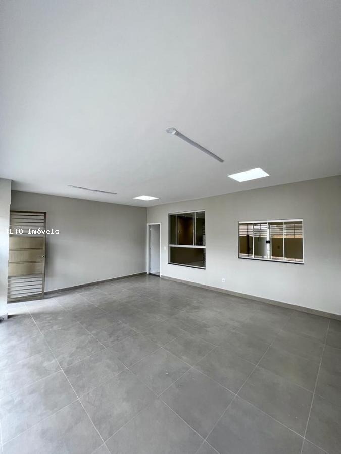 Casa à venda com 3 quartos, 200m² - Foto 6