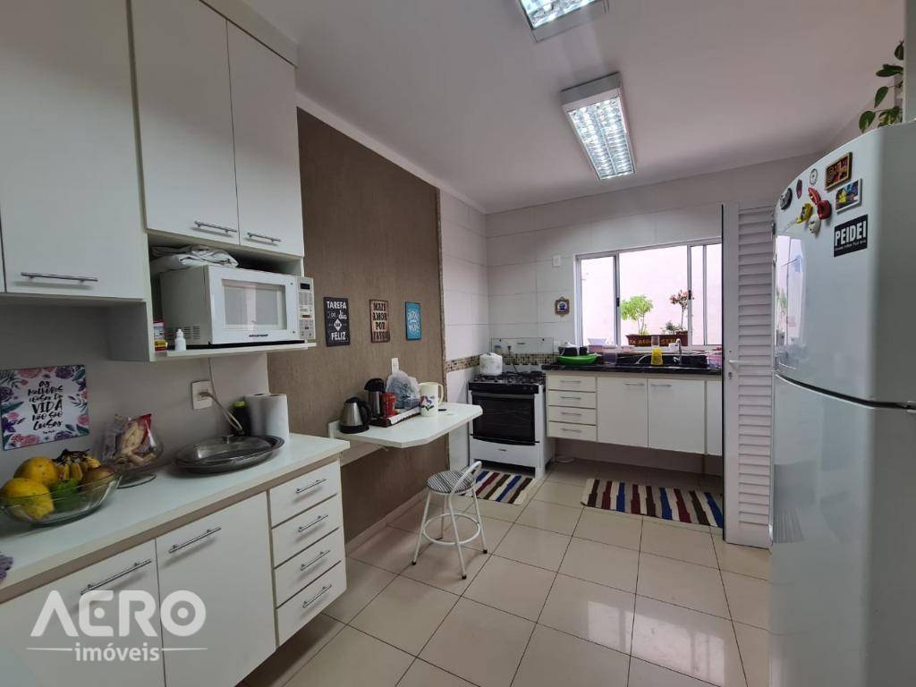 Casa de Condomínio à venda com 3 quartos, 160m² - Foto 20