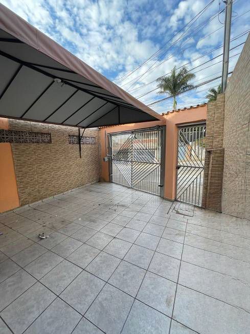 Sobrado para alugar com 3 quartos, 200m² - Foto 7