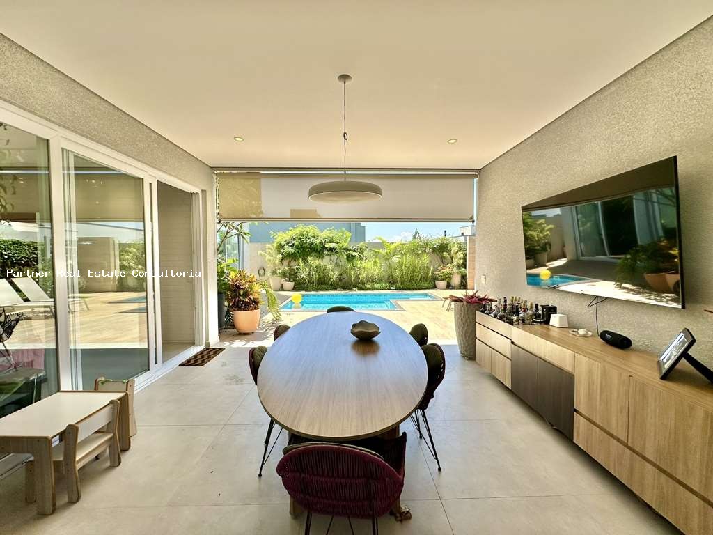 Casa de Condomínio à venda com 4 quartos, 525m² - Foto 32