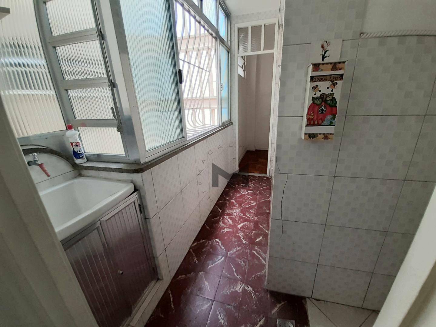 Apartamento à venda com 2 quartos, 65m² - Foto 5