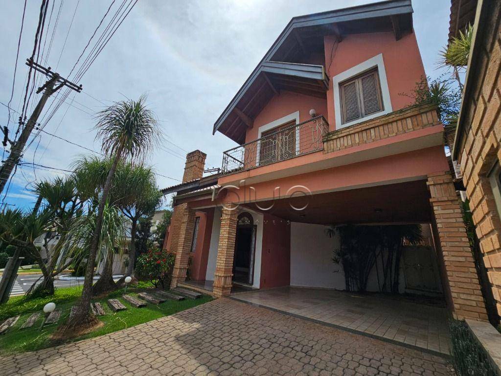 Casa de Condomínio para alugar com 3 quartos, 225m² - Foto 2