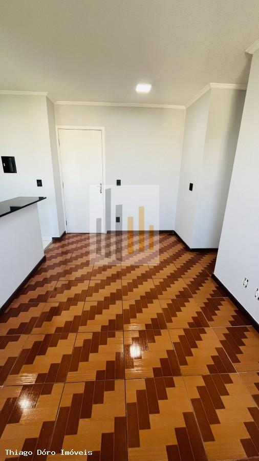 Apartamento para alugar com 2 quartos, 50m² - Foto 3