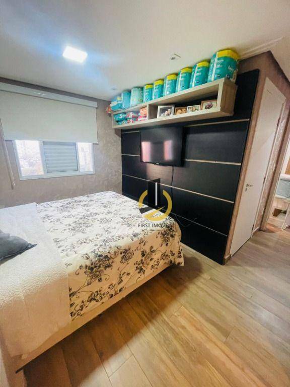 Apartamento à venda com 2 quartos, 70m² - Foto 18