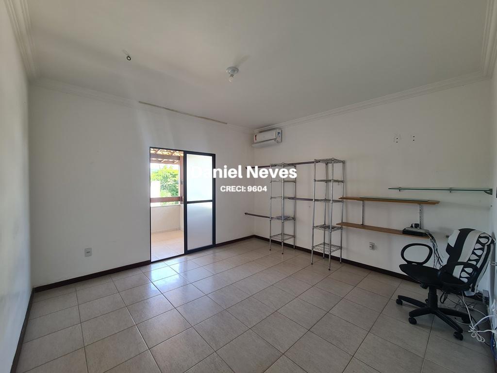 Casa de Condomínio à venda com 4 quartos, 270m² - Foto 33