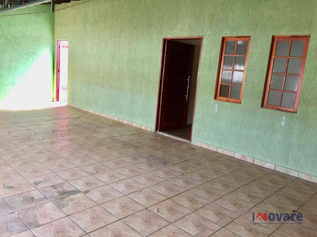 Casa à venda com 2 quartos, 150m² - Foto 2