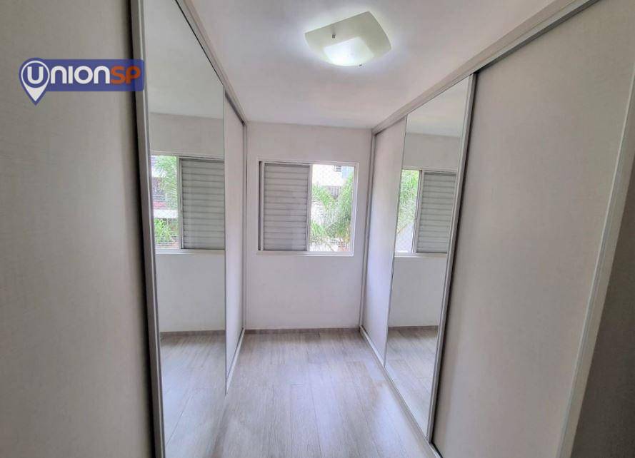 Apartamento à venda com 2 quartos, 64m² - Foto 8