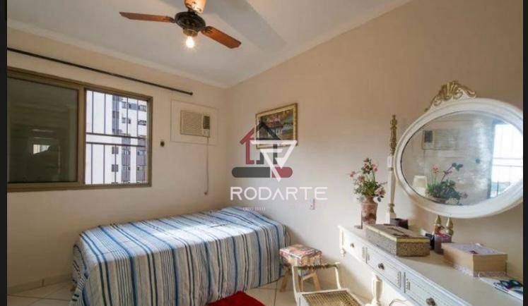 Apartamento à venda com 3 quartos, 140m² - Foto 4