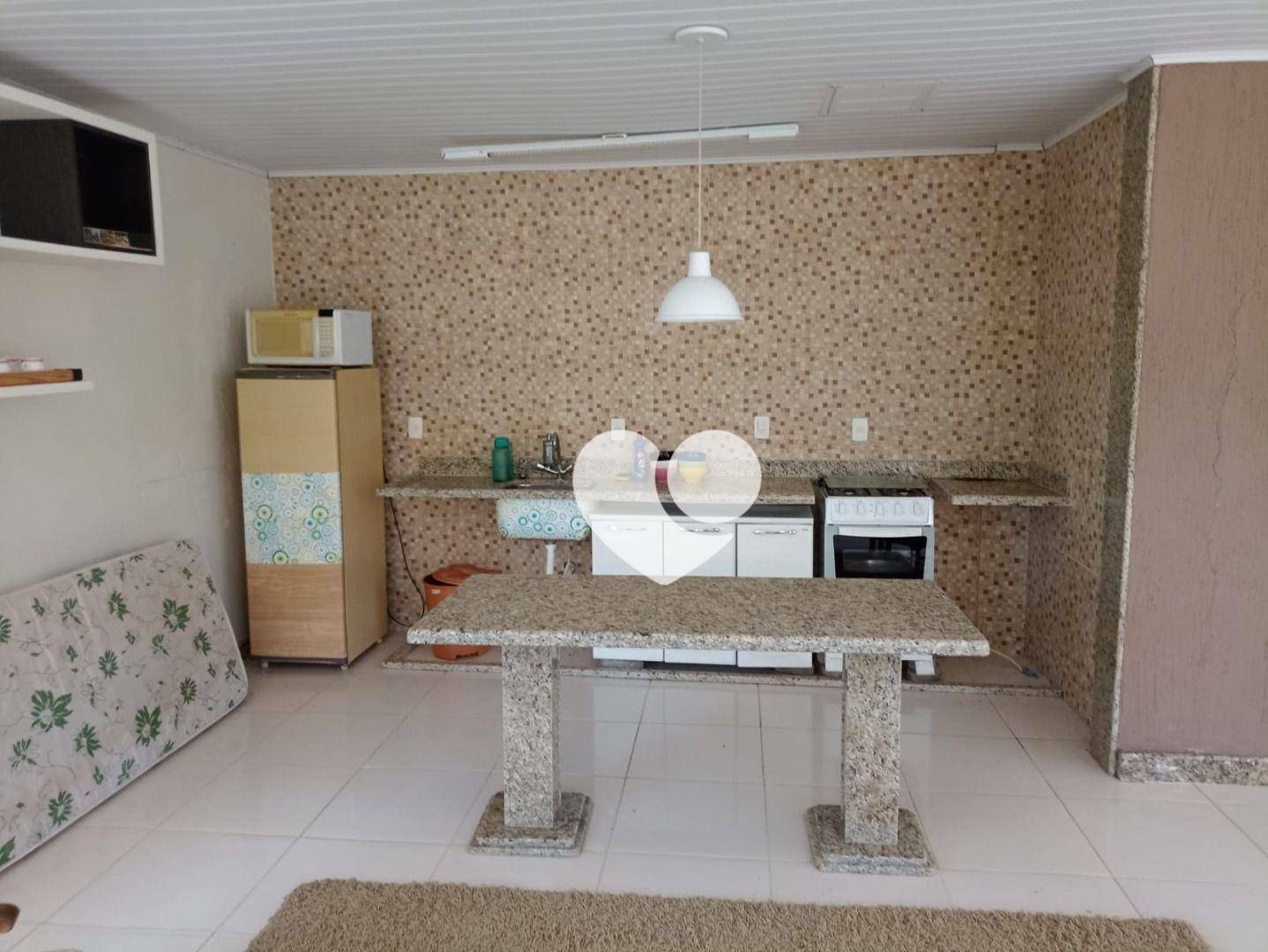 Casa à venda com 3 quartos, 200m² - Foto 17