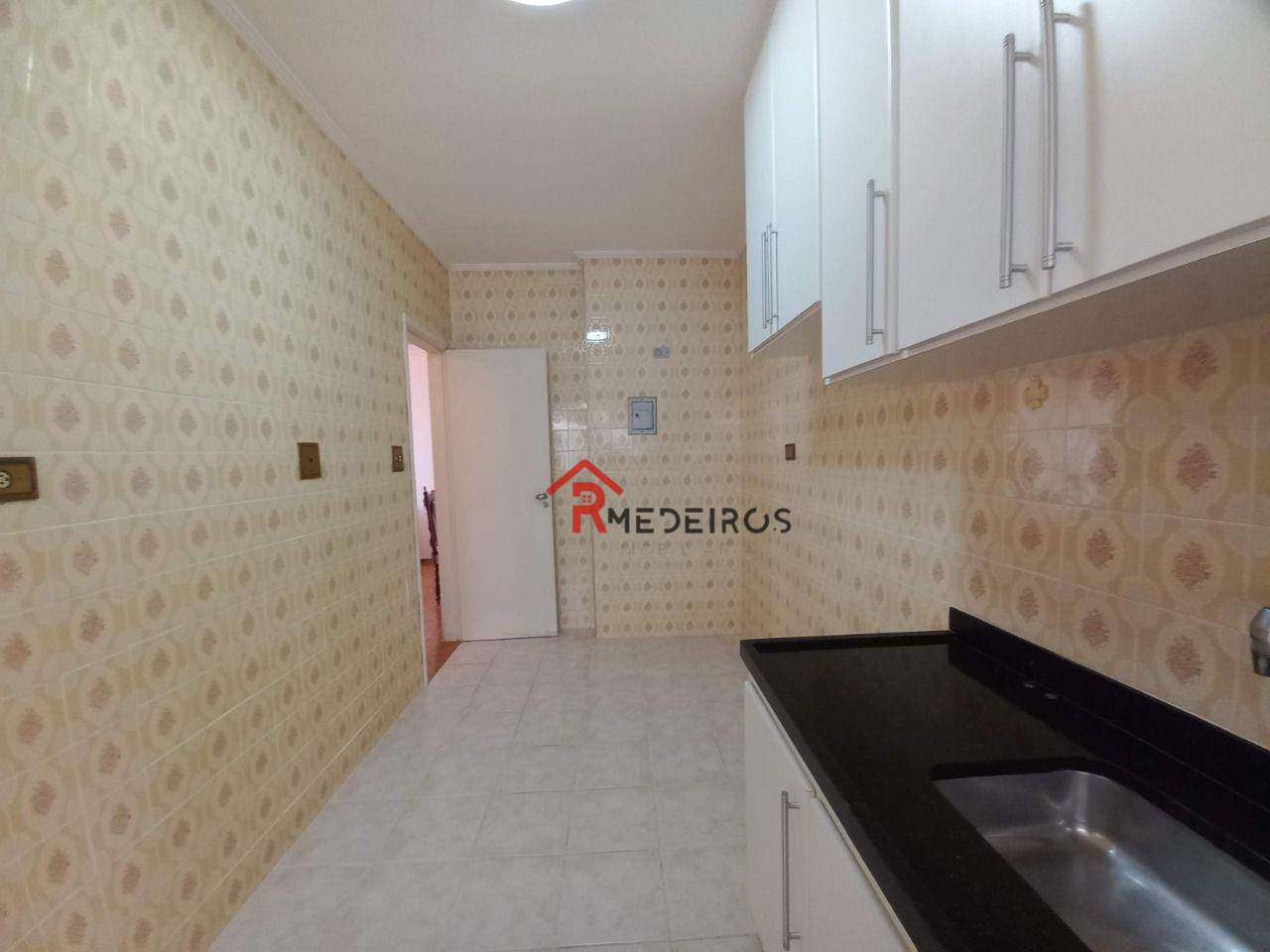 Apartamento à venda com 2 quartos, 64m² - Foto 14