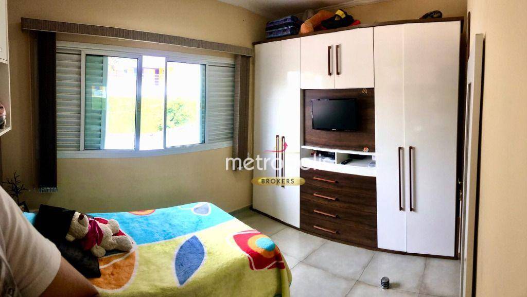 Sobrado à venda com 4 quartos, 200m² - Foto 9