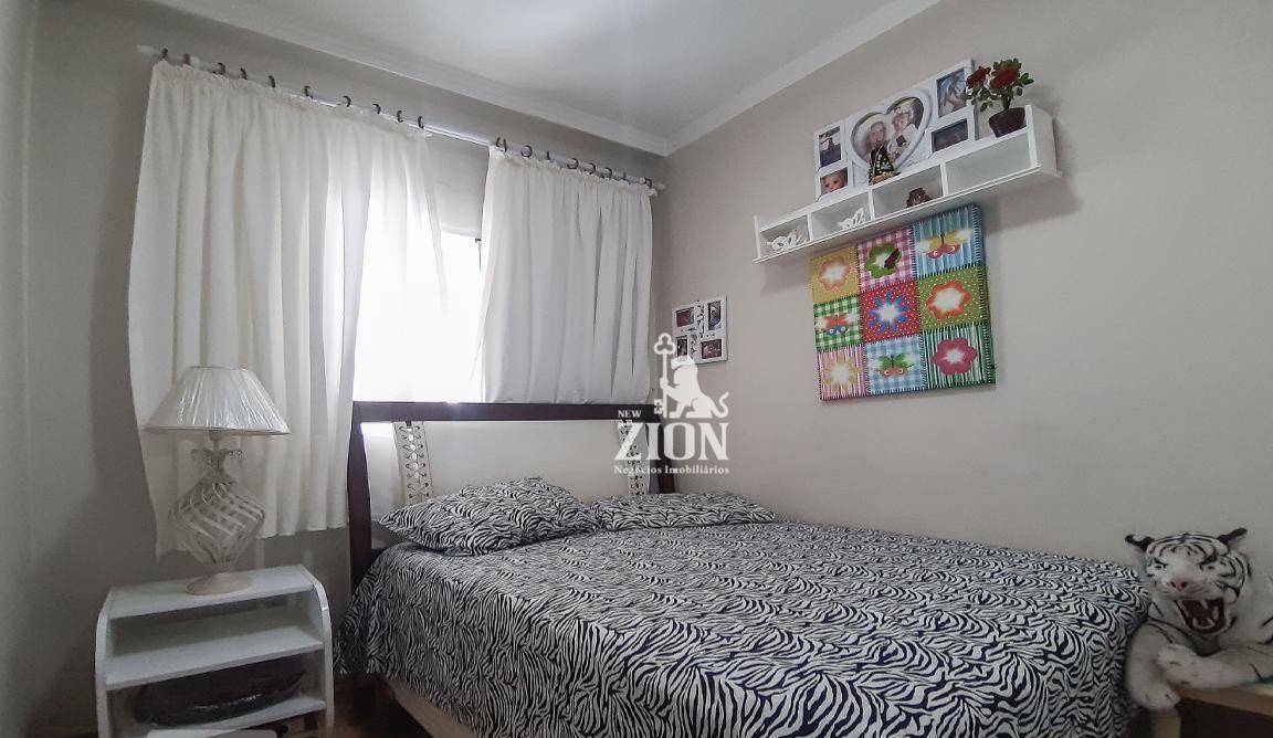 Apartamento à venda com 3 quartos, 210m² - Foto 11