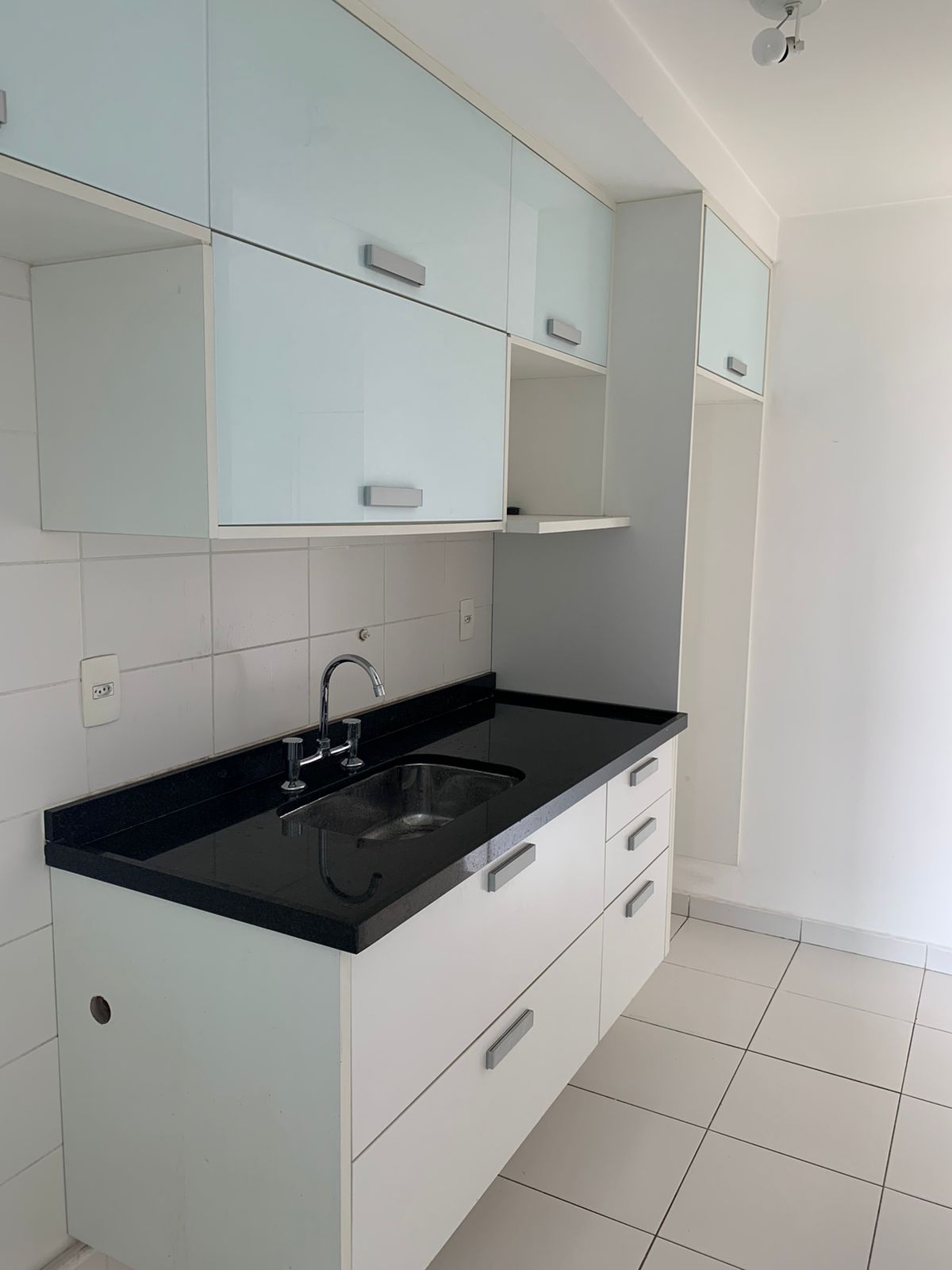 Apartamento à venda com 1 quarto, 45m² - Foto 18