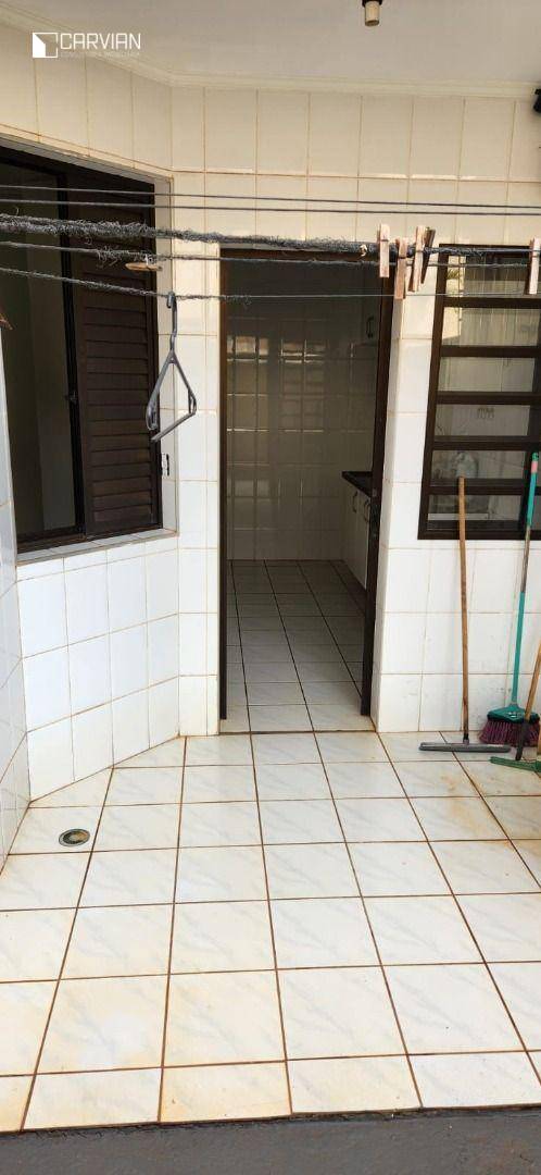 Apartamento à venda com 3 quartos, 93m² - Foto 3