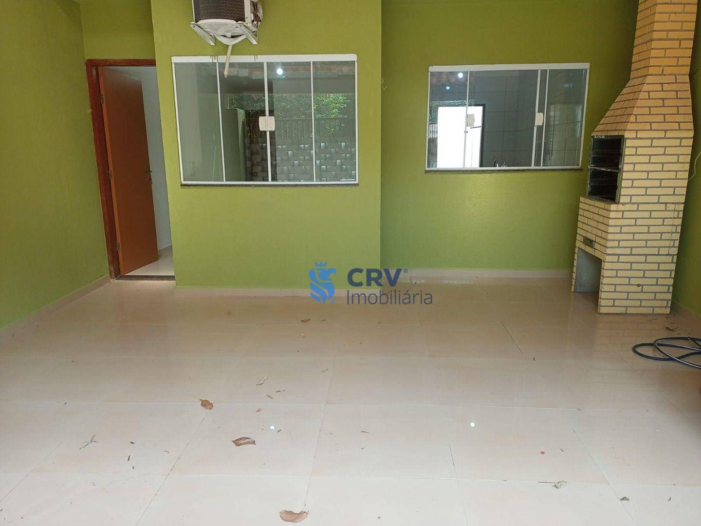 Casa à venda com 3 quartos, 80m² - Foto 2