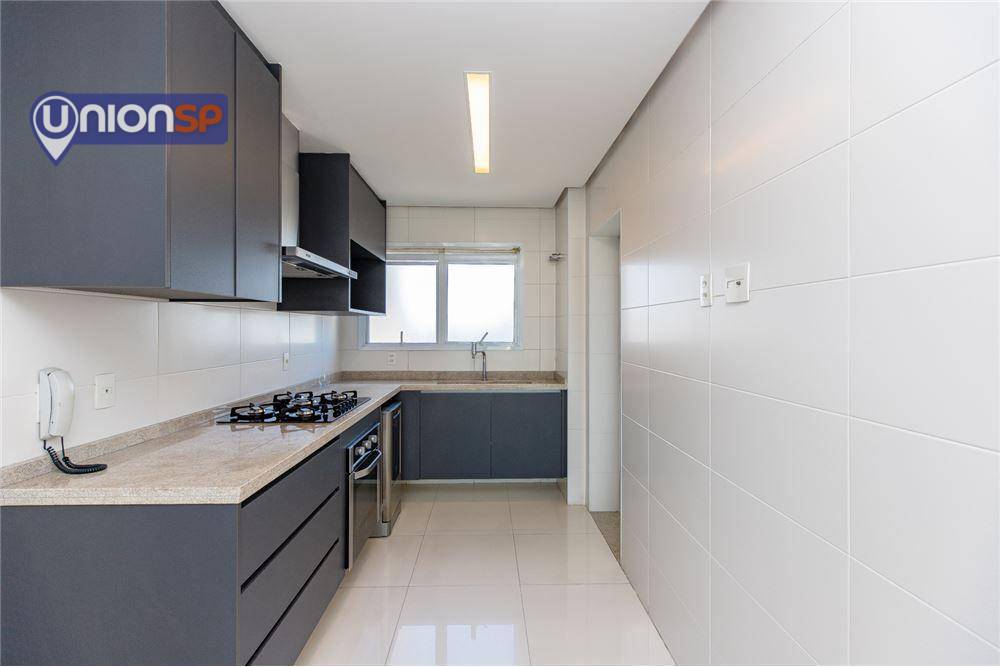 Apartamento à venda com 3 quartos, 157m² - Foto 15