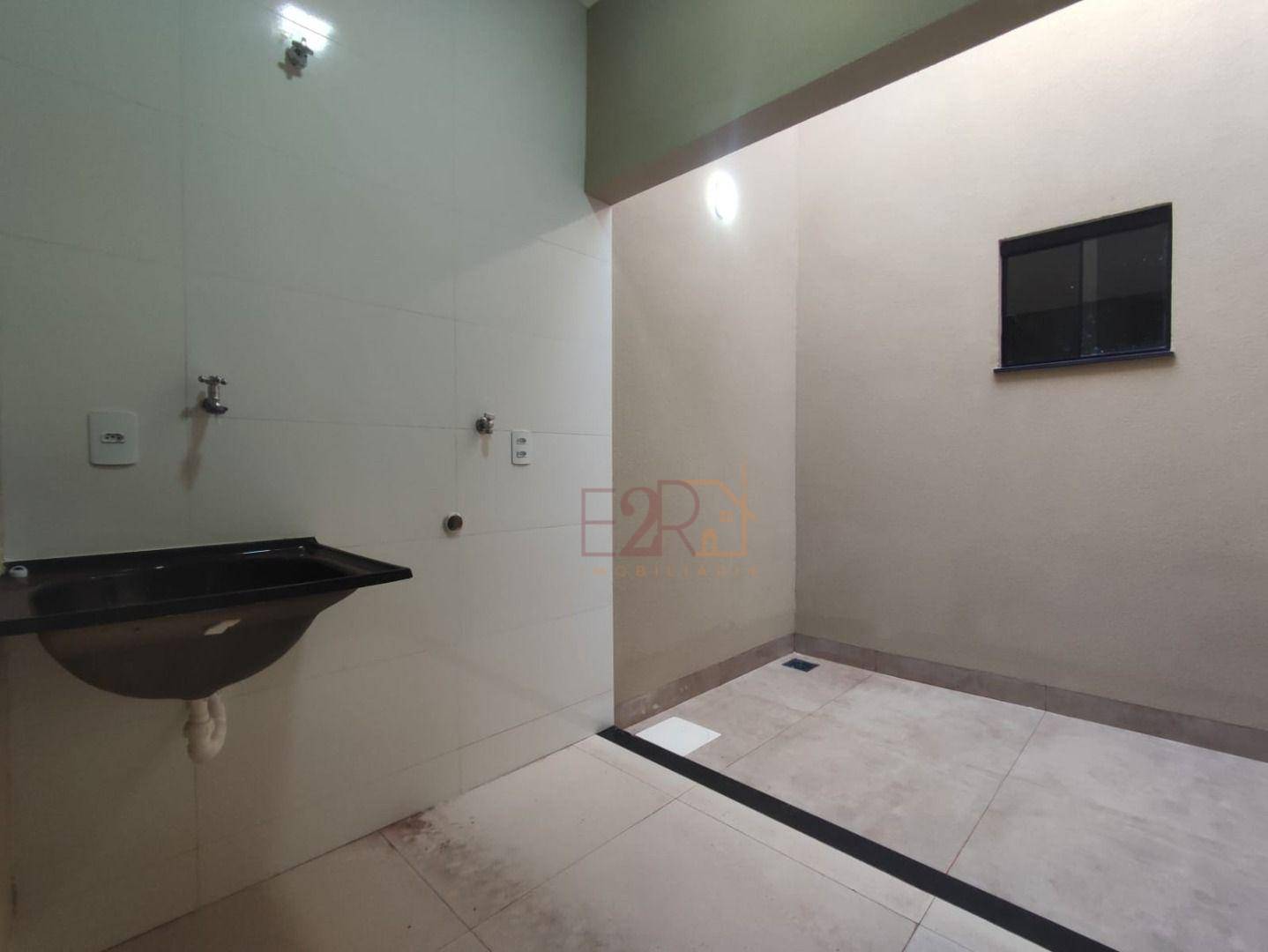 Casa à venda com 3 quartos, 105m² - Foto 9