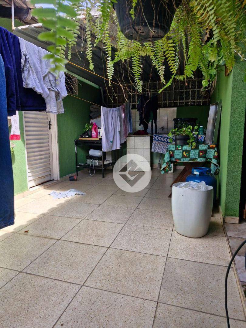 Casa à venda com 3 quartos, 144m² - Foto 8
