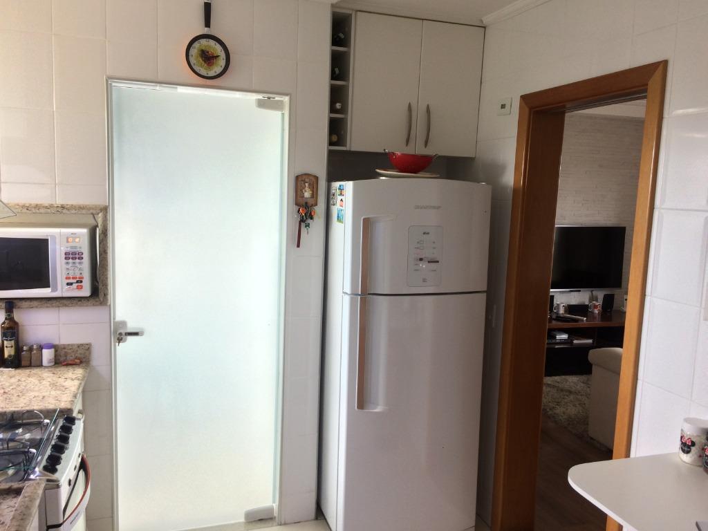 Apartamento à venda com 3 quartos, 73m² - Foto 11