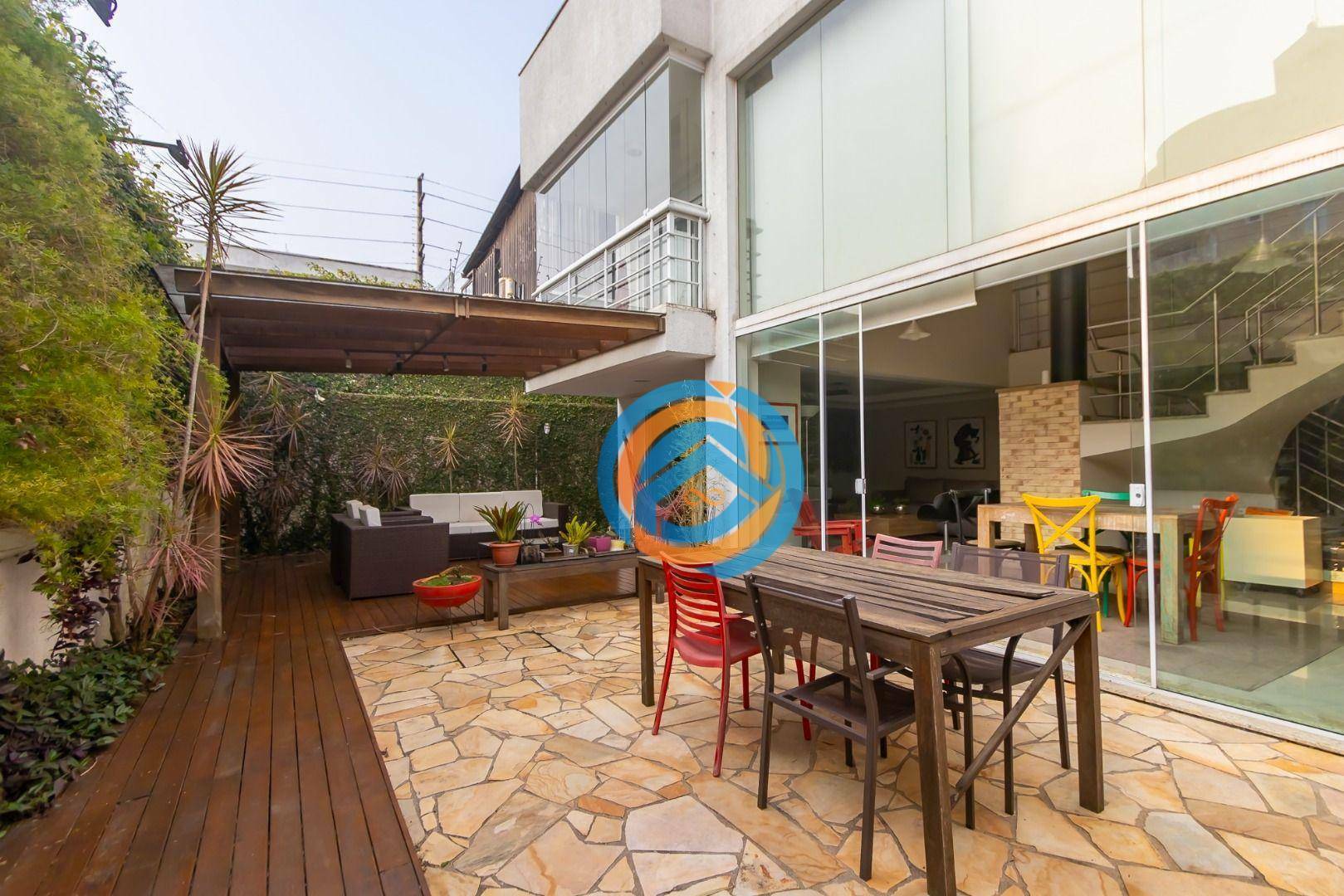 Casa à venda com 4 quartos, 371m² - Foto 64