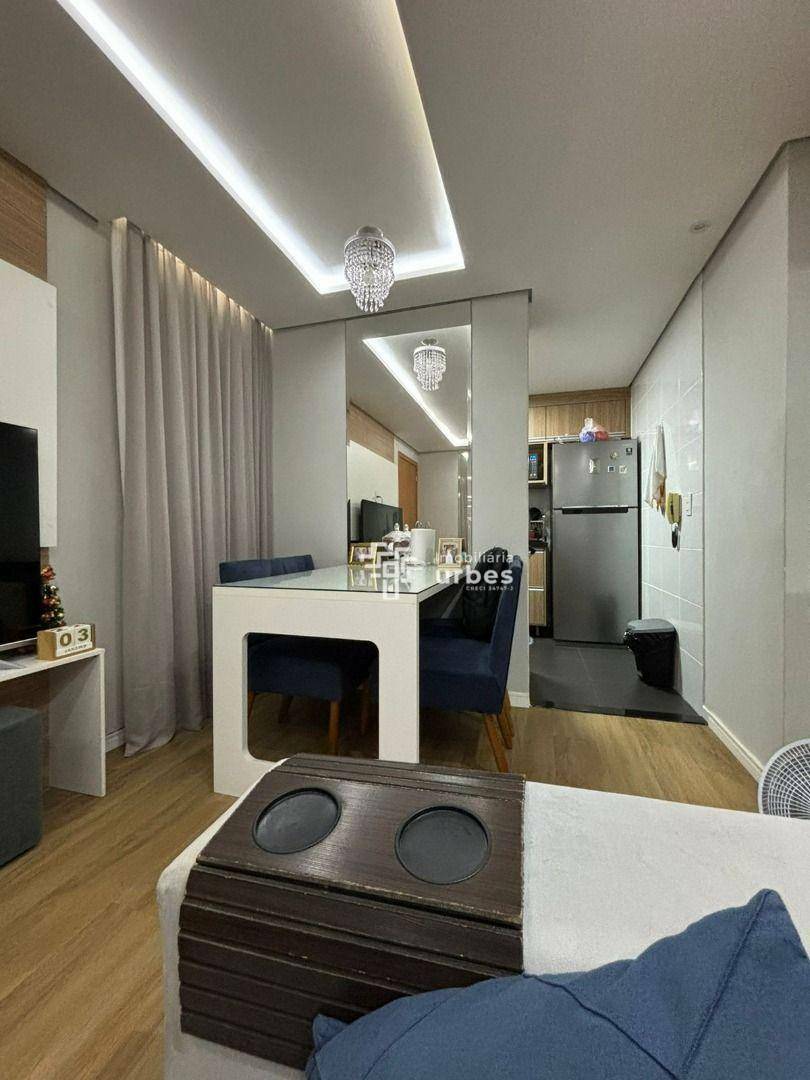 Apartamento à venda com 2 quartos, 40m² - Foto 4
