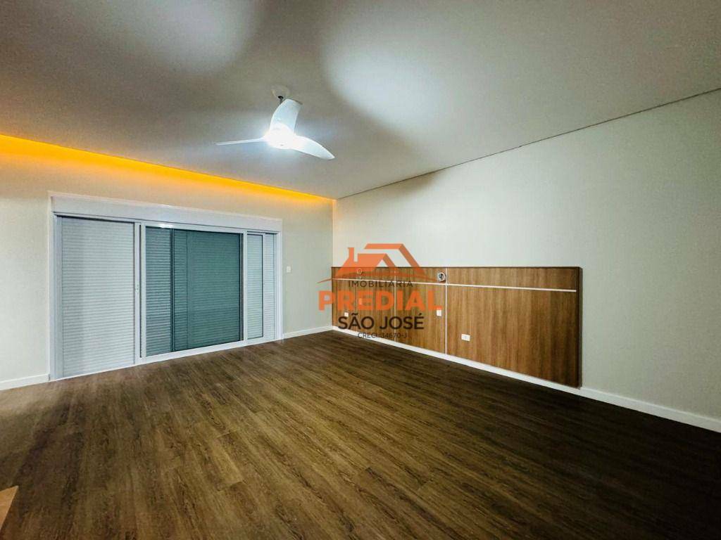 Casa de Condomínio à venda com 4 quartos, 405m² - Foto 16