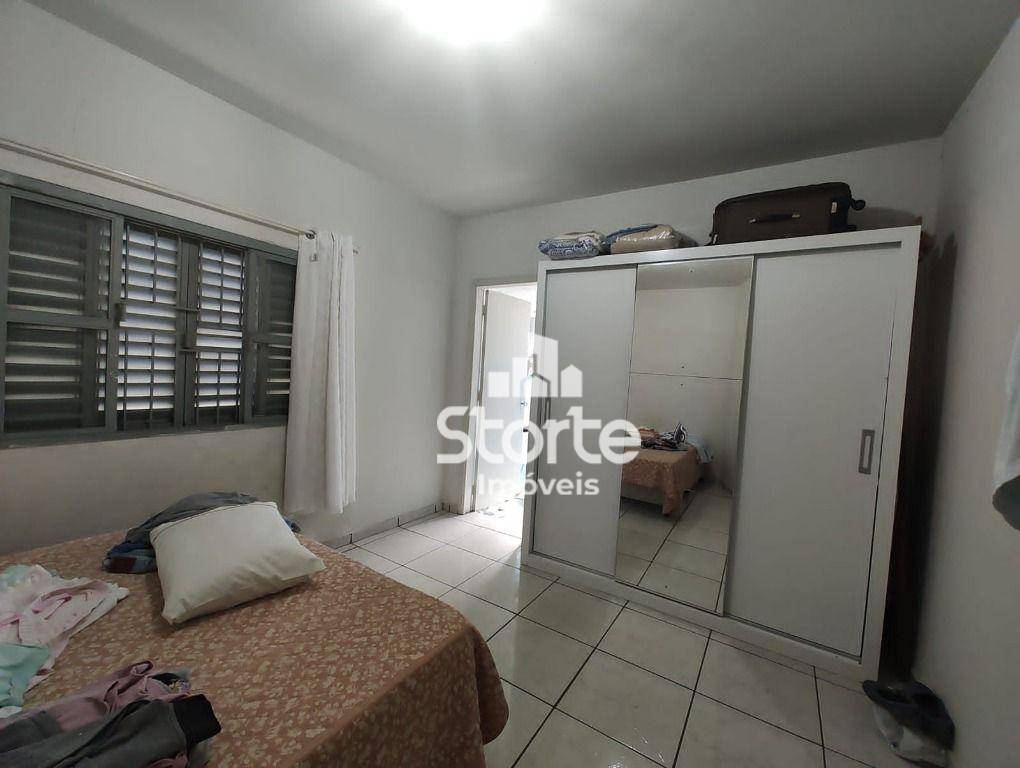 Casa à venda com 3 quartos, 140m² - Foto 9