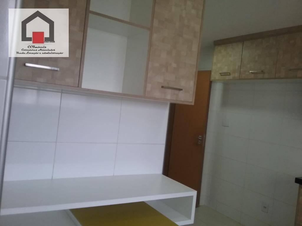 Apartamento à venda com 3 quartos, 198m² - Foto 15