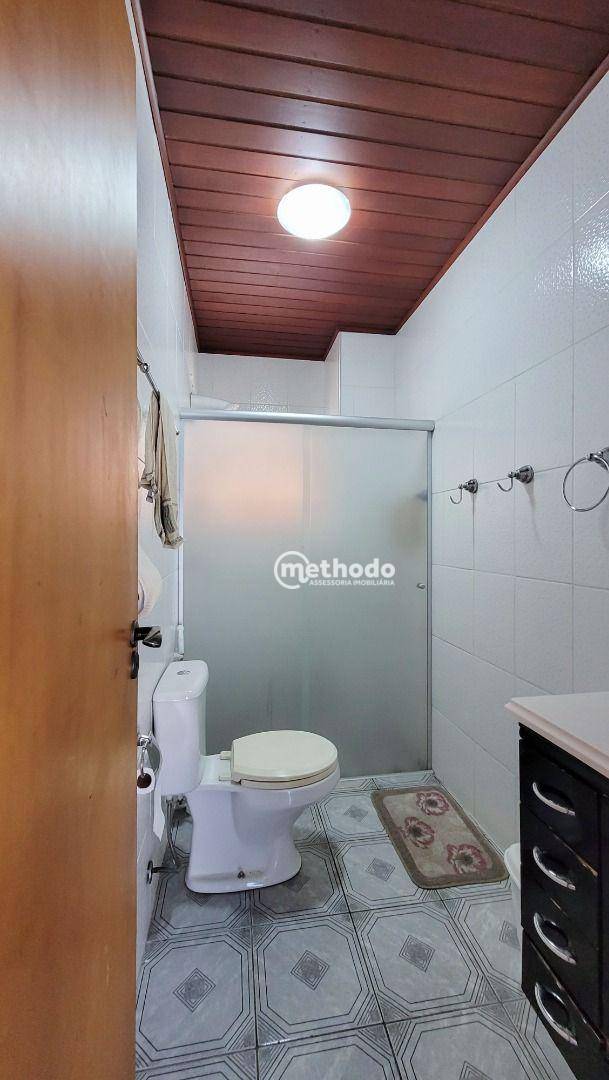 Casa à venda com 6 quartos, 250m² - Foto 34