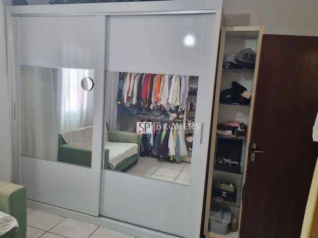 Casa à venda com 3 quartos, 200m² - Foto 15