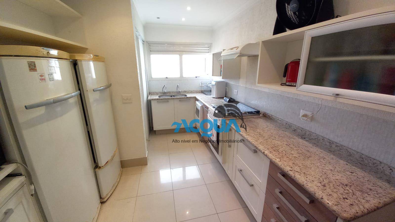 Apartamento à venda com 4 quartos, 180m² - Foto 3