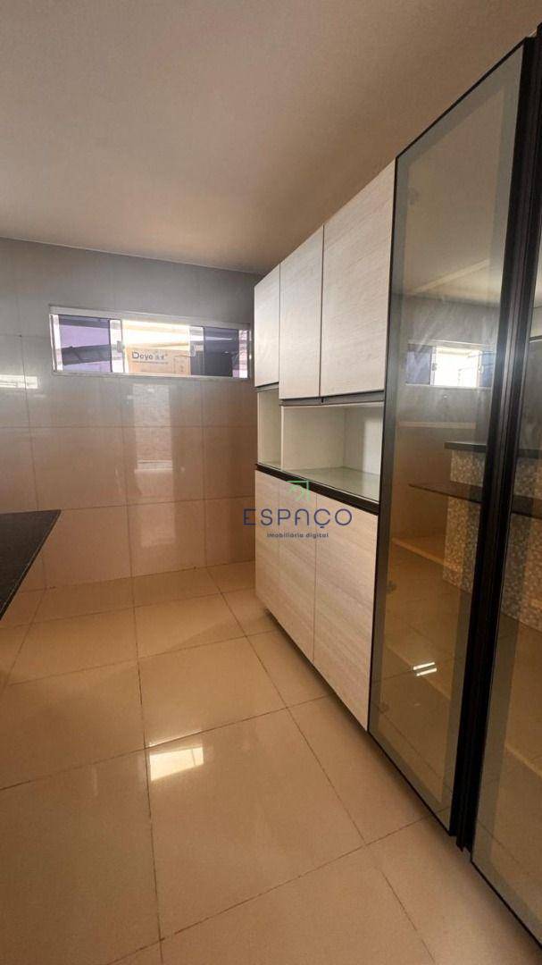 Casa de Condomínio à venda com 4 quartos, 160m² - Foto 8