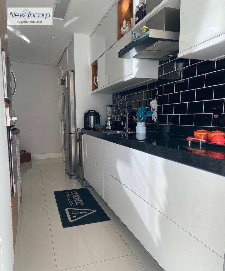 Apartamento à venda com 2 quartos, 70m² - Foto 16