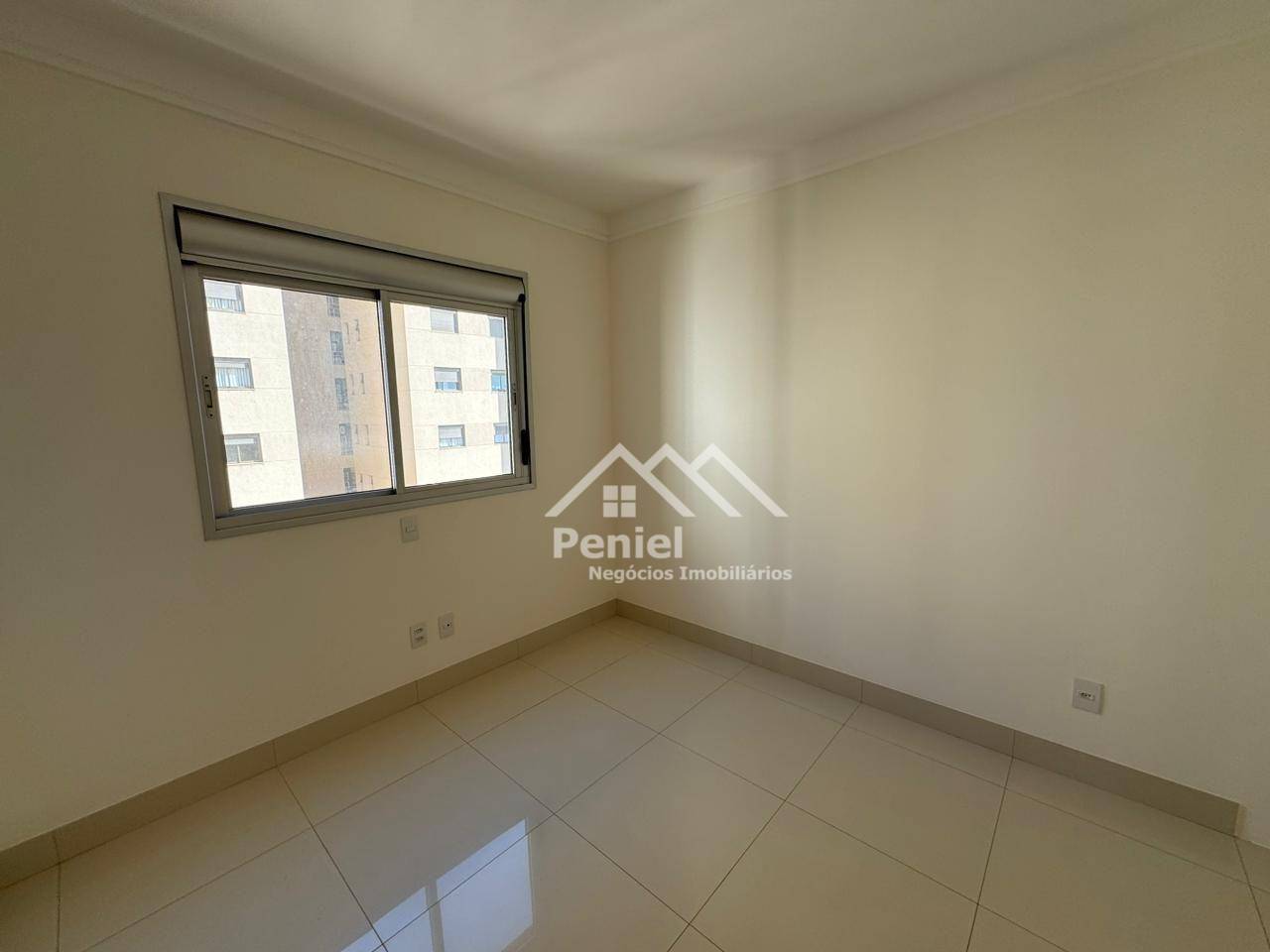 Apartamento à venda com 3 quartos, 200m² - Foto 13