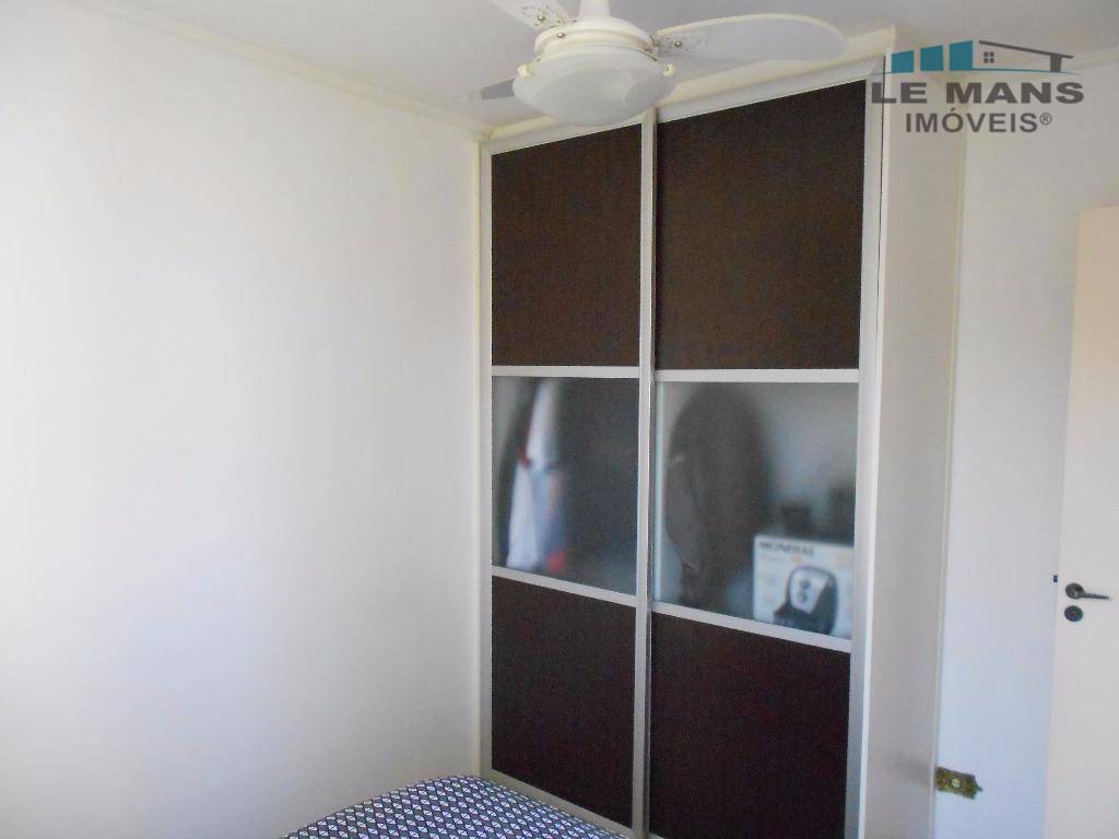 Apartamento à venda com 3 quartos, 70m² - Foto 14