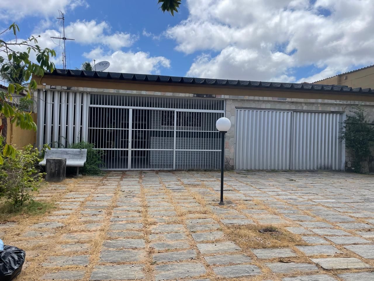 Casa à venda com 4 quartos, 285m² - Foto 3