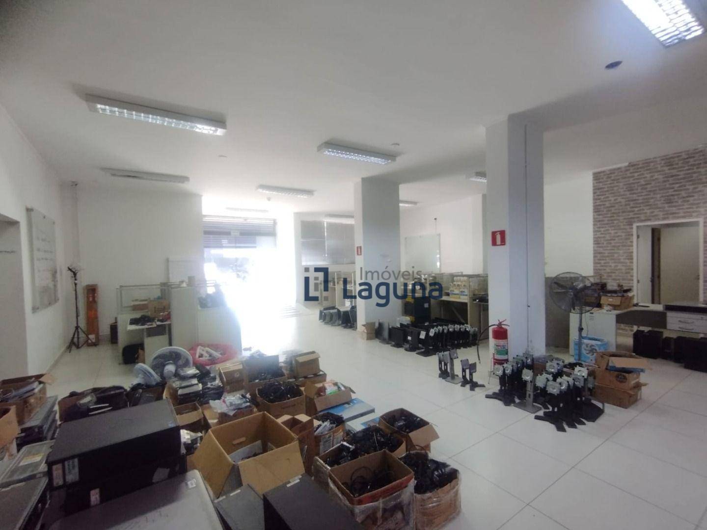 Loja-Salão para alugar, 253m² - Foto 3