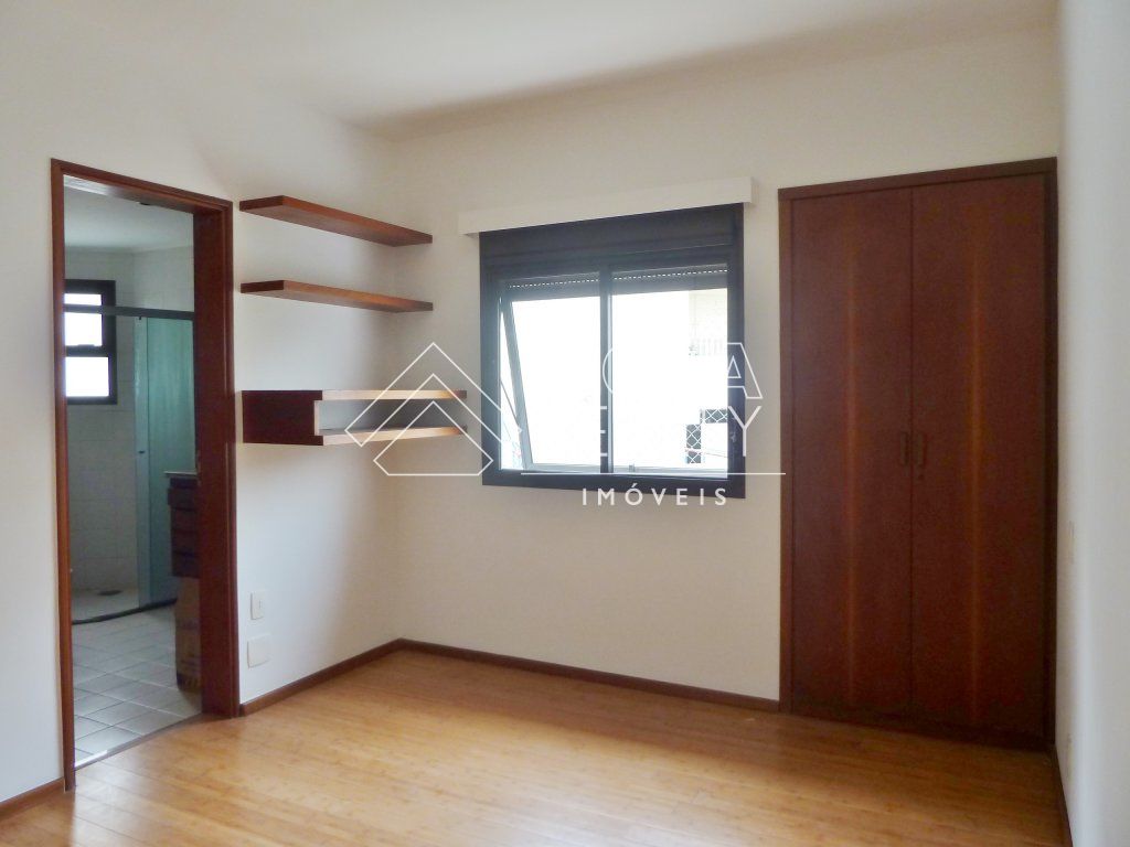 Apartamento à venda e aluguel com 4 quartos, 216m² - Foto 9