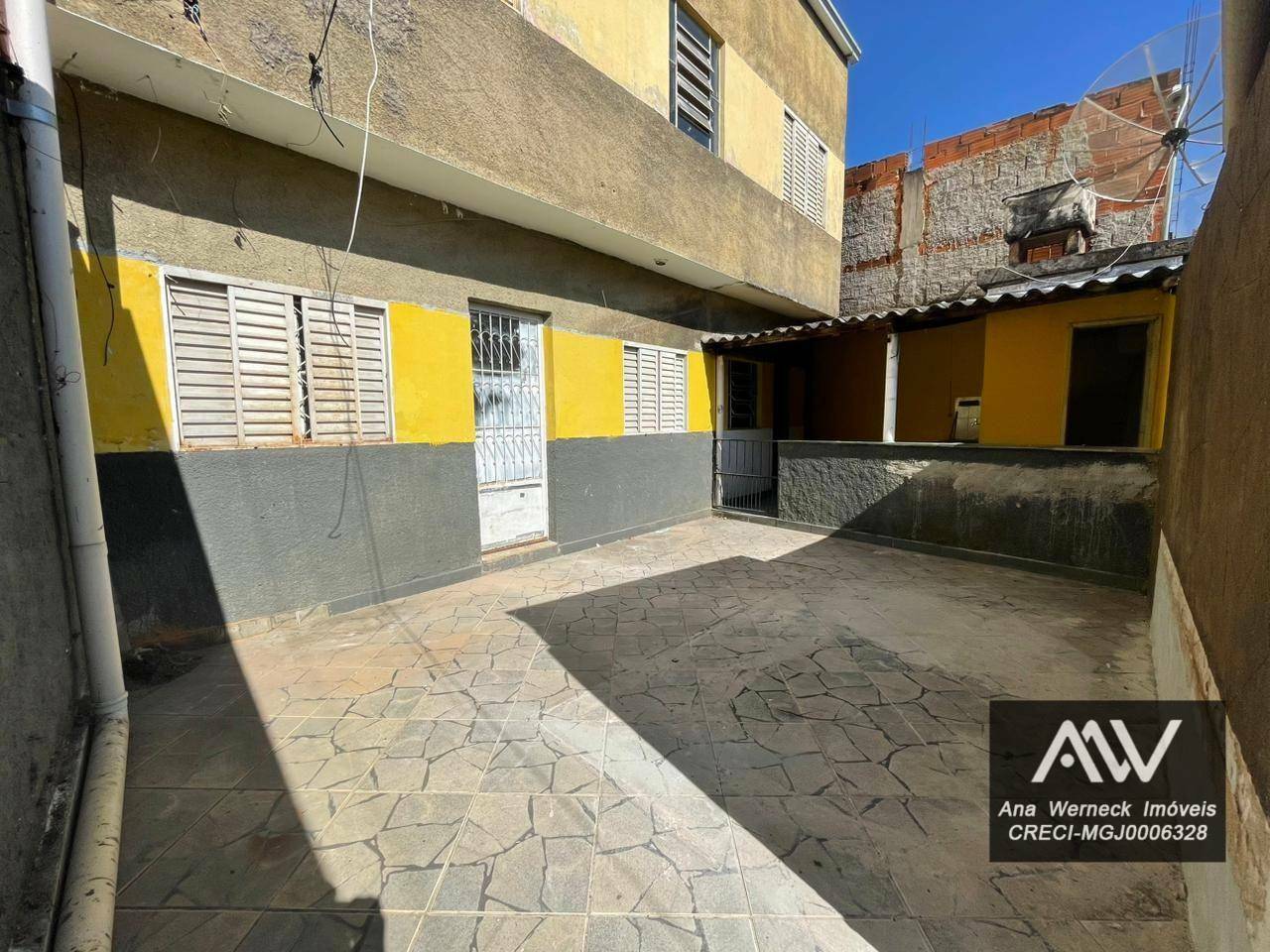 Casa de Condomínio à venda com 4 quartos, 300m² - Foto 15