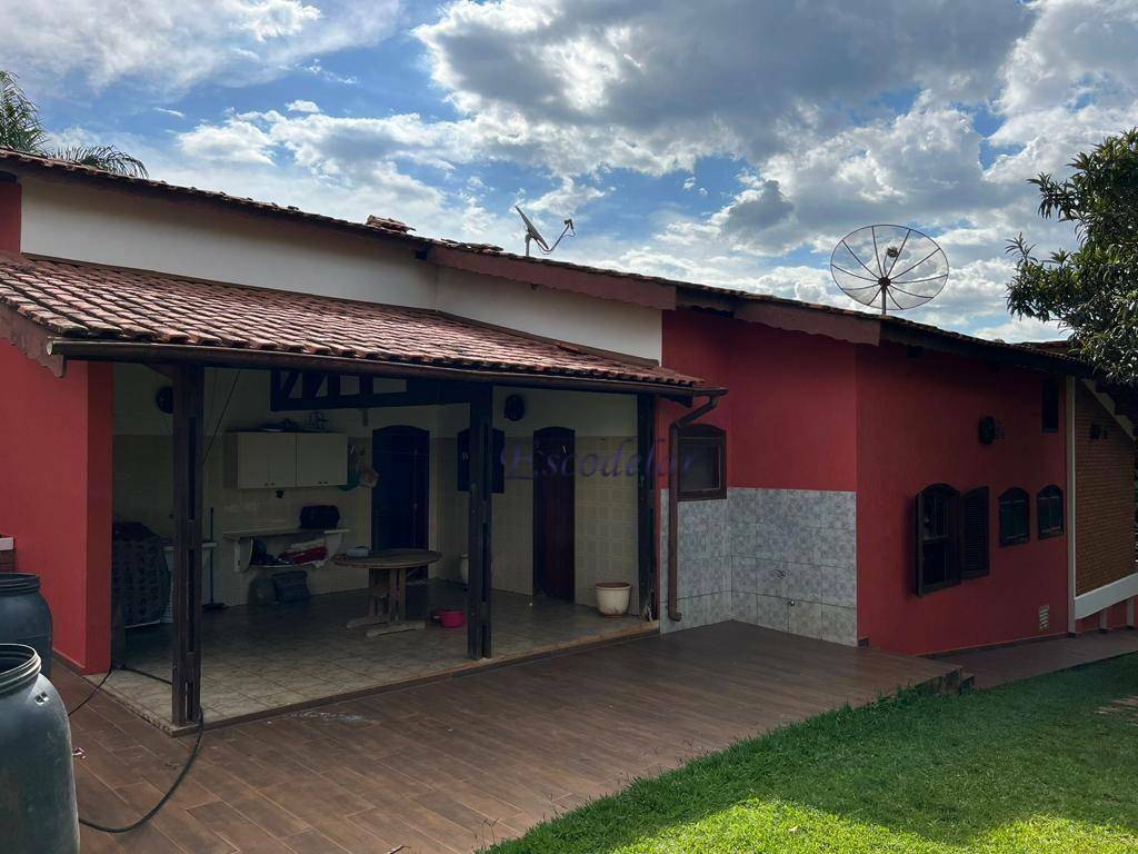 Chácara à venda com 4 quartos, 350m² - Foto 17