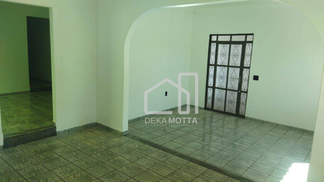 Casa à venda com 4 quartos, 396M2 - Foto 2