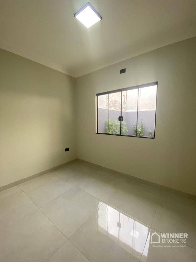 Casa à venda com 3 quartos, 100m² - Foto 7