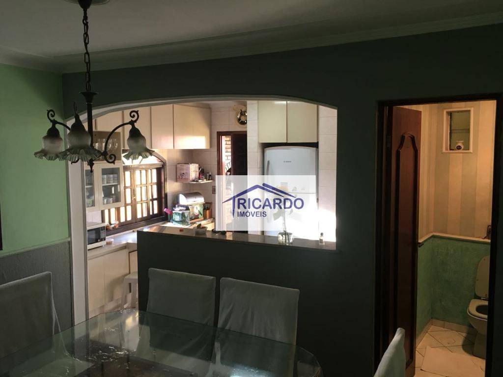 Sobrado à venda com 4 quartos, 125m² - Foto 12