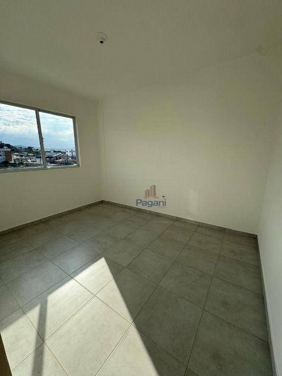 Apartamento à venda com 2 quartos, 50m² - Foto 7